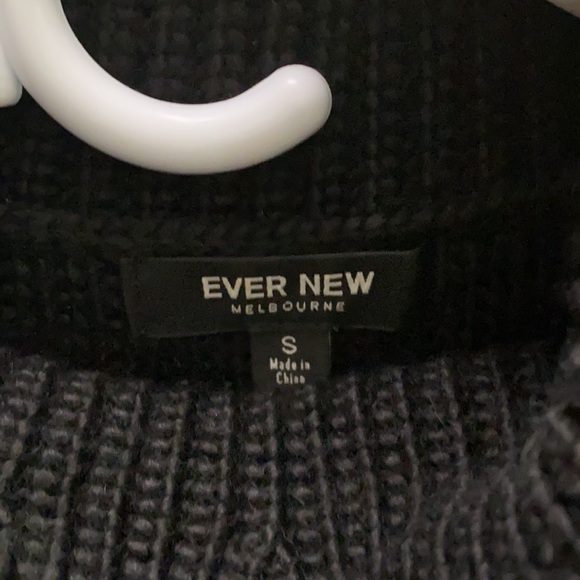 Women sleeveless wool dress - Picture 2 of 2